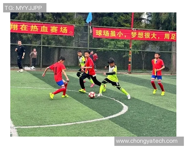 足球生庄严在绿茵场上书写梦想与荣耀的传奇之路